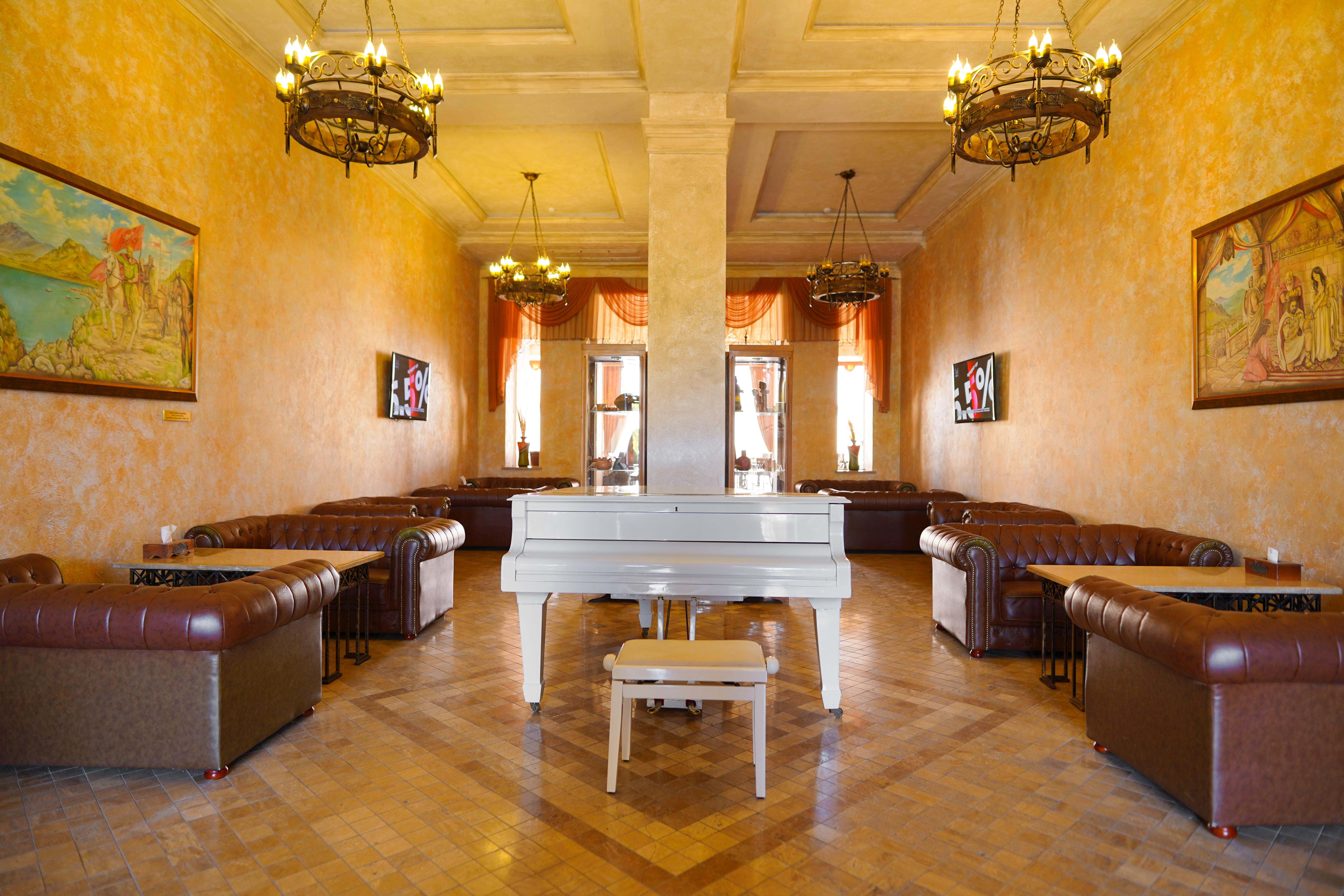 高加索酒店 Kasagh 外观 照片 The interior of the restaurant