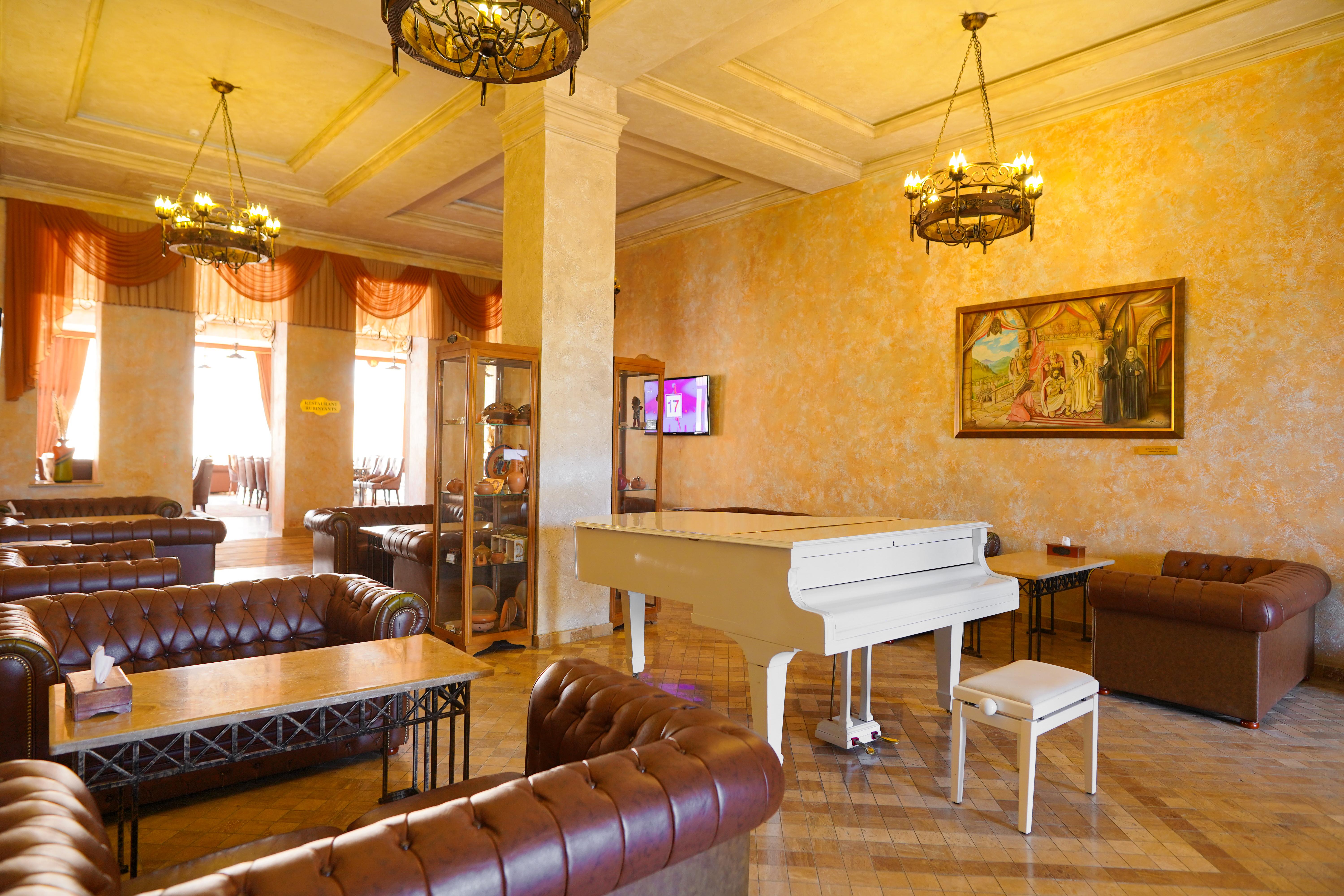 高加索酒店 Kasagh 外观 照片 The interior of the hotel