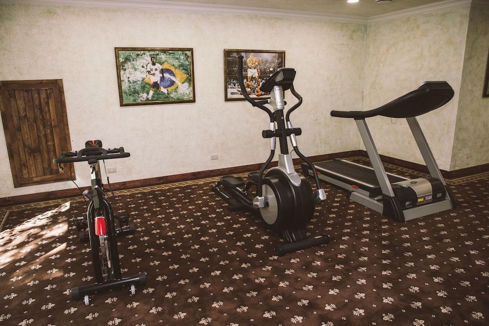 高加索酒店 Kasagh 外观 照片 A home gym